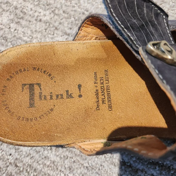 Think! Dark Blue Leather Sandals with Artistic Buckle - Picture 5 of 6